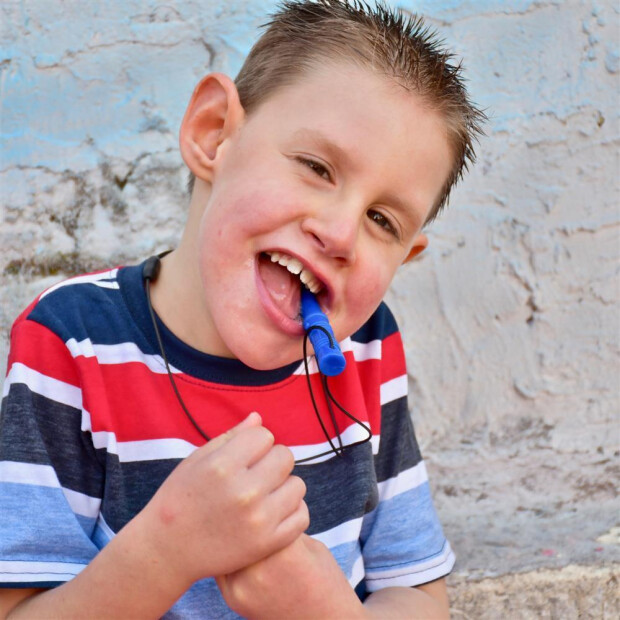 ARK Kauhalskette Lichtschwert