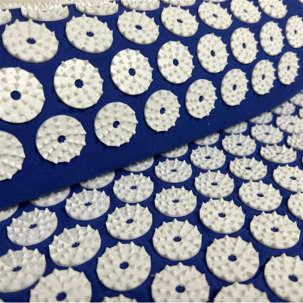 Nadelmatte mit Kissen