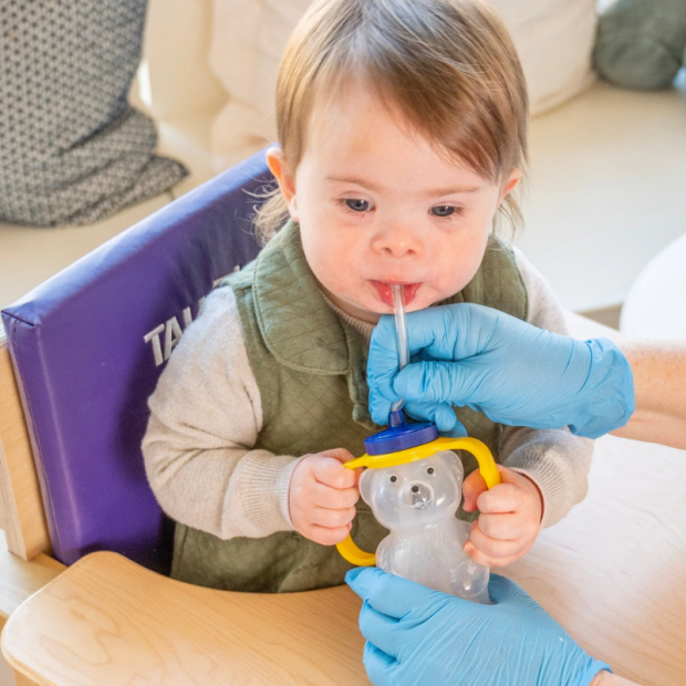 Trinkflasche flexibel Trinkflasche Bär mit Haltegriff für Kinder 240ml