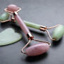 Therastar® Jade/Rosenquarz Roller & Gua Sha Stein Set