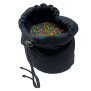 Geöffneter Theralino® Beutel, gefüllt mit gemischten Thermostar® Glasperlen.